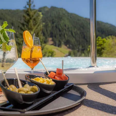 Hotel Garni La Ciasota 3*